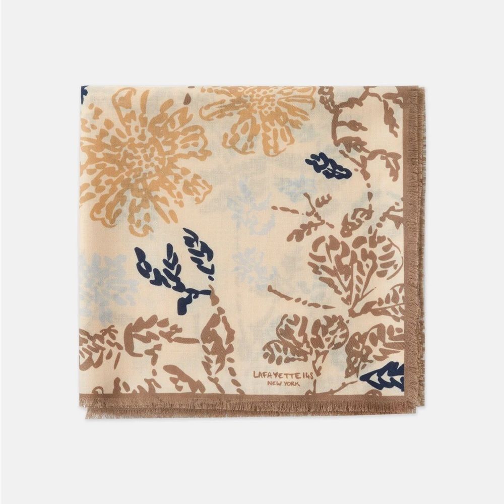 Lafayette 148 NY Flora Bloom Print Cashmere Silk Scarf Excellent Condition - Picture 2 of 3